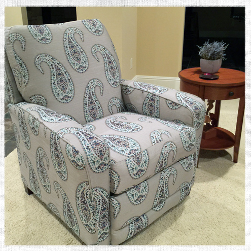 How to Recover a Recliner Seat Cushion